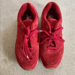 Red New Balance Shoes, size 9